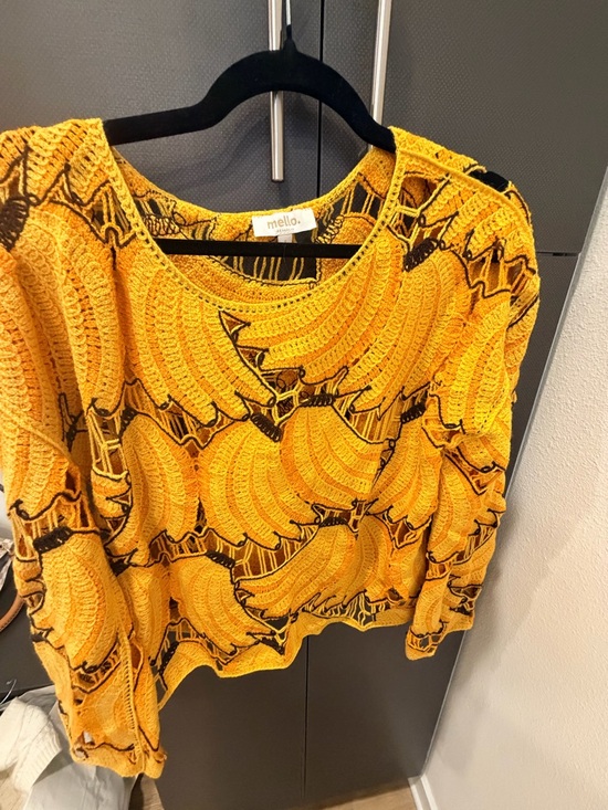 Mello Tops - Mello Yellow Crochet Banana-Print Sweater Tunic